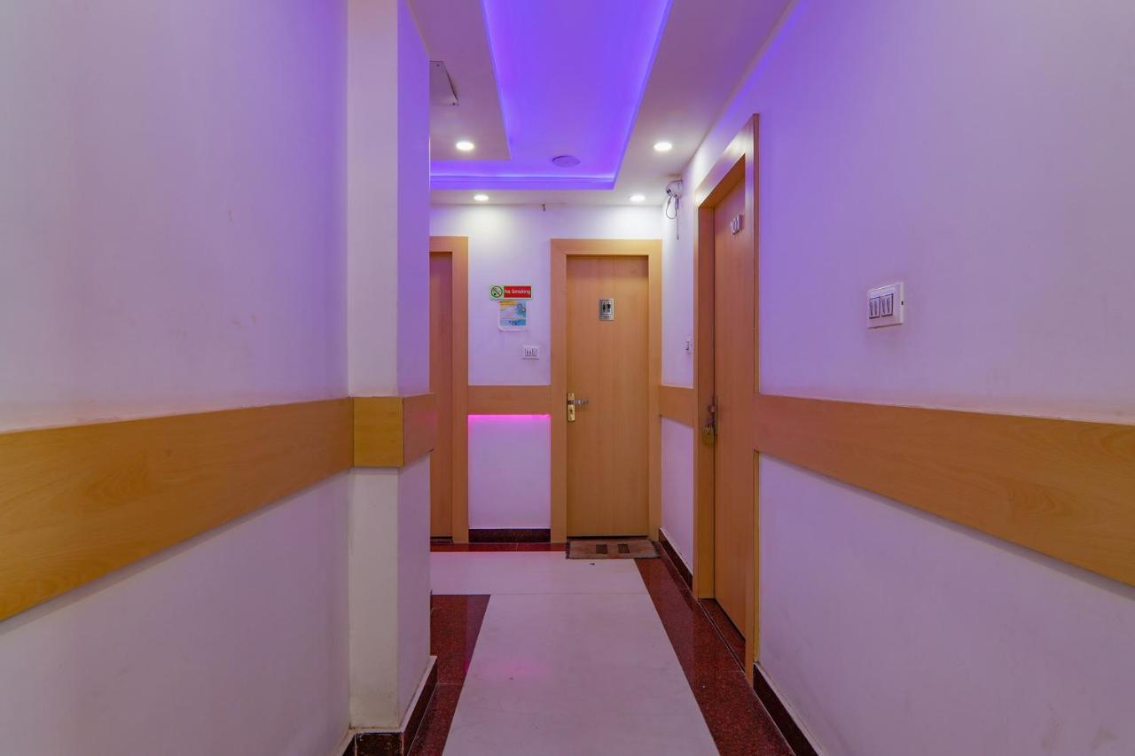 Fabexpress Moti Mahal Hotel Varanasi Exterior photo